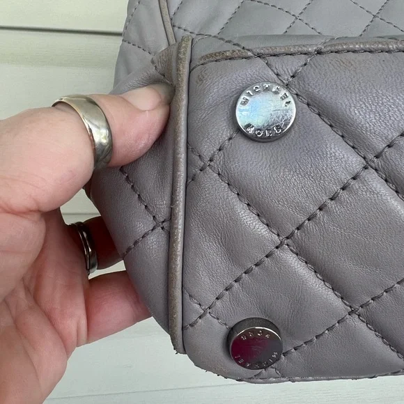 2016 VTG Michael Kors Susannah Lg Quilted-Leather Tote/Shoulder Bag ~ Pearl Grey - Picture 11 of 14